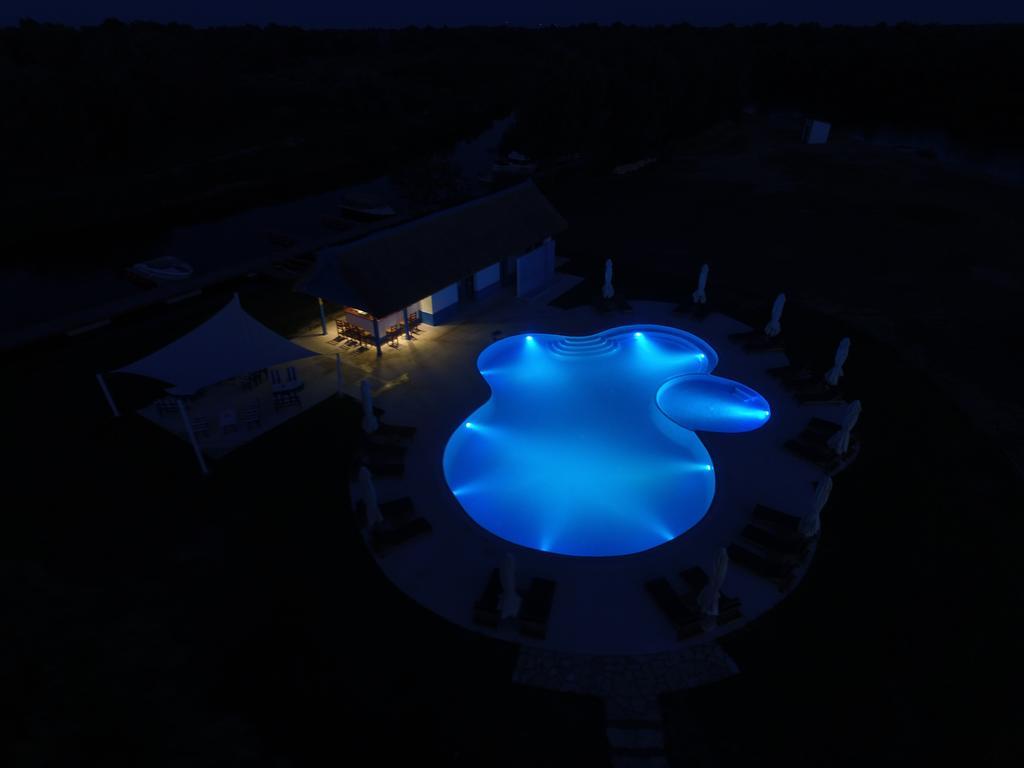 Cherhana Resort (Adults Only) Crisan  Luaran gambar